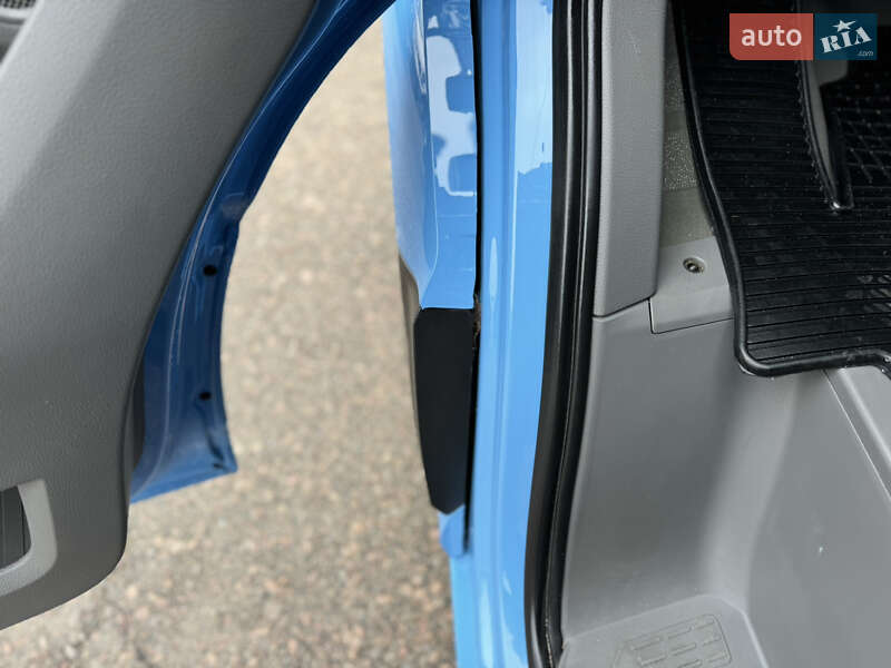 Грузовой фургон Volkswagen Crafter 2021 в Киеве