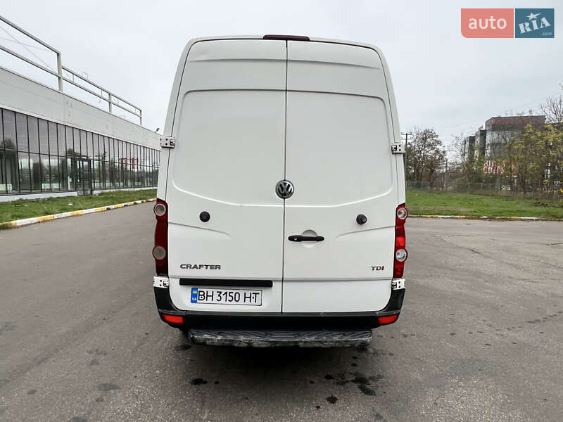Вантажний фургон Volkswagen Crafter 2014 в Одесі
