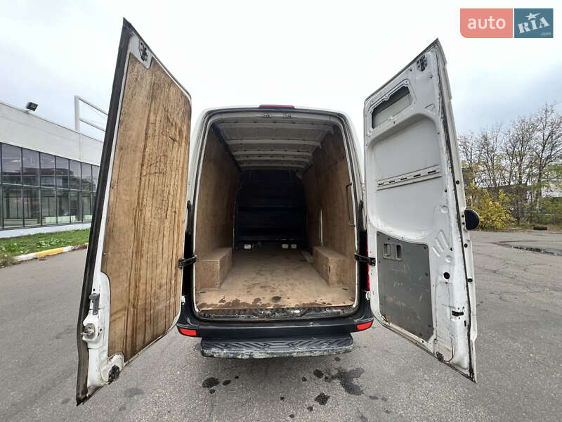 Вантажний фургон Volkswagen Crafter 2014 в Одесі