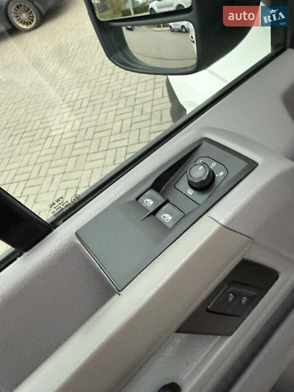 Грузовой фургон Volkswagen Crafter 2021 в Киеве