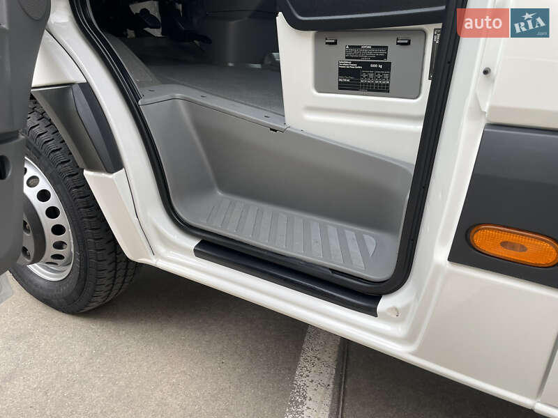 Вантажний фургон Volkswagen Crafter 2017 в Одесі фото 41 Вантажний фургон Volkswagen Crafter 2017 в Одесі