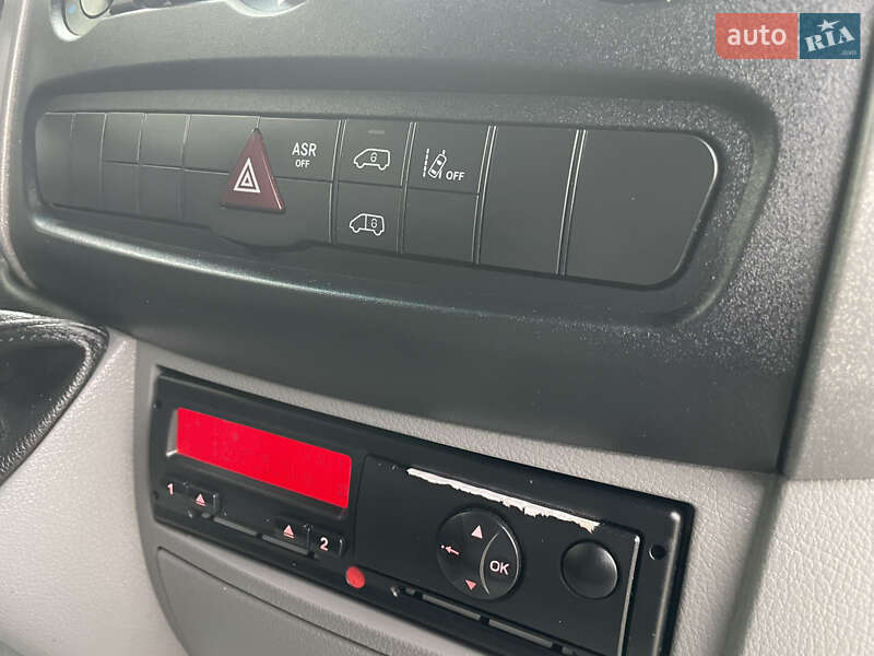 Вантажний фургон Volkswagen Crafter 2017 в Одесі фото 63 Вантажний фургон Volkswagen Crafter 2017 в Одесі