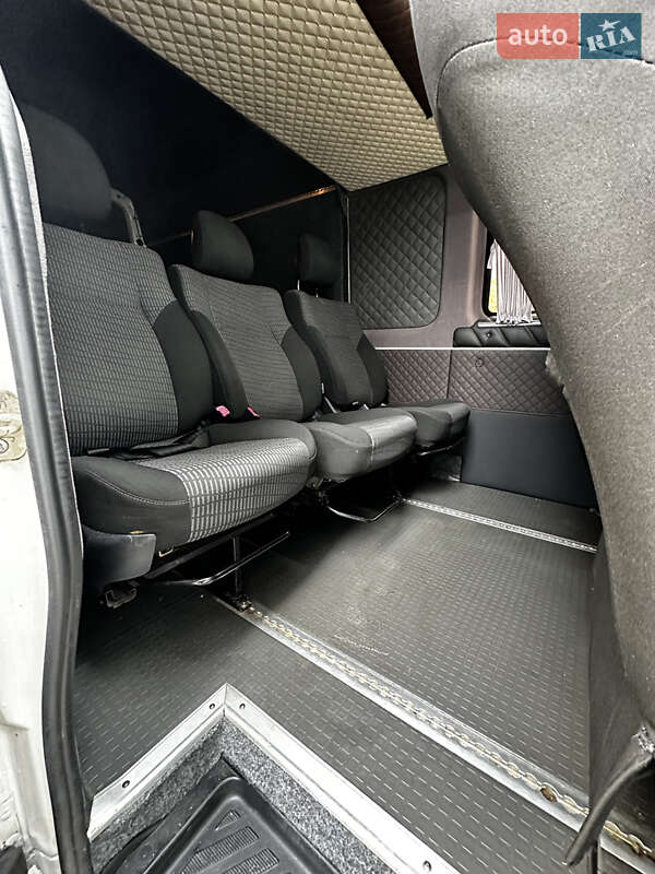 Мікроавтобус Volkswagen Crafter 2015 в Рівному фото 29 Мікроавтобус Volkswagen Crafter 2015 в Рівному