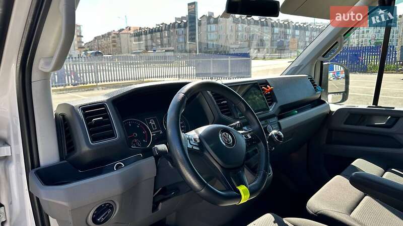 Автовоз Volkswagen Crafter 2018 в Ужгороді