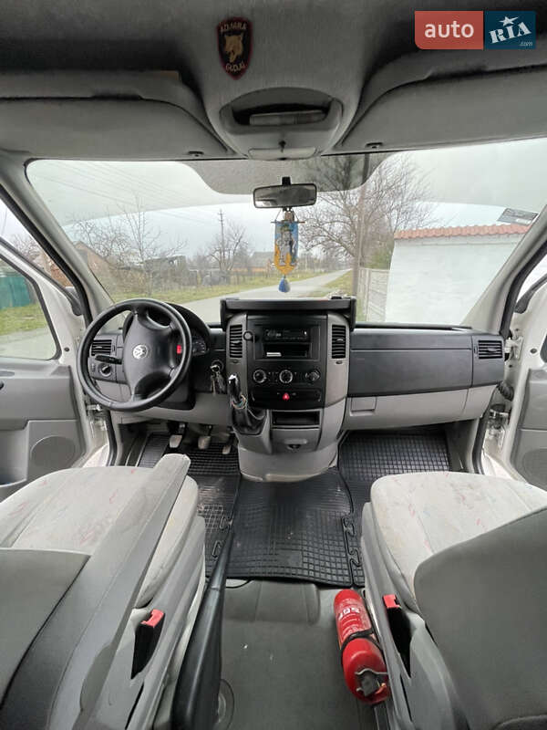 Борт Volkswagen Crafter 2009 в Любарі