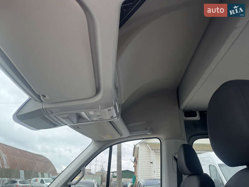 Грузопассажирский фургон Volkswagen Crafter 2019 в Ровно