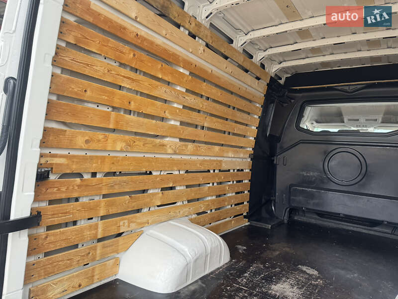 Грузопассажирский фургон Volkswagen Crafter 2019 в Ровно