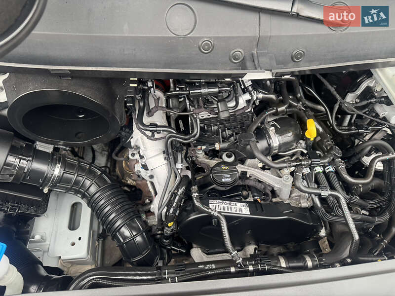 Грузопассажирский фургон Volkswagen Crafter 2019 в Ровно