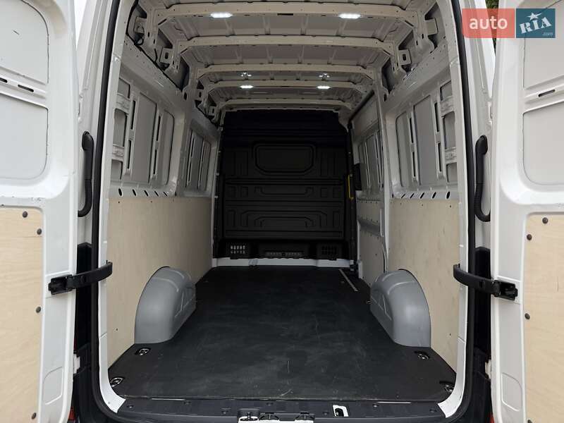 Грузовой фургон Volkswagen Crafter 2020 в Радивилове