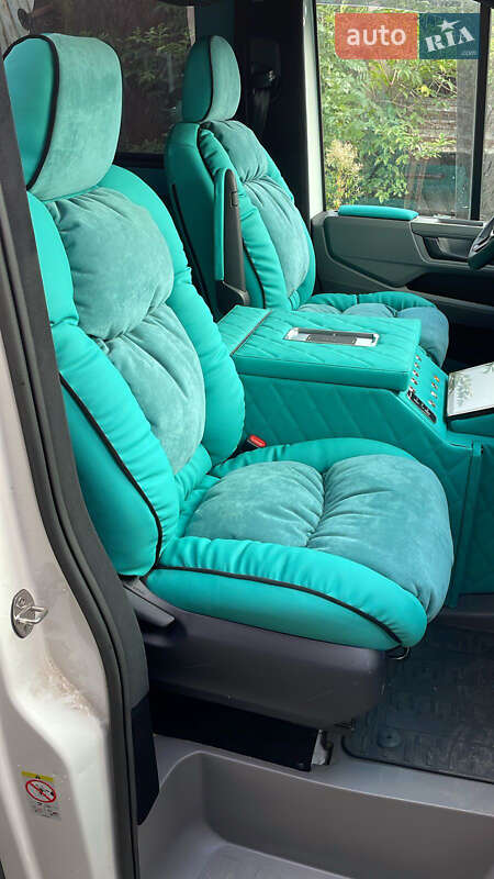 Мінівен Volkswagen Crafter 2020 в Києві