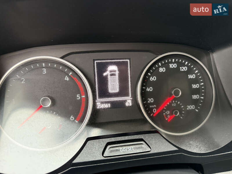 Вантажопасажирський фургон Volkswagen Crafter 2020 в Рівному