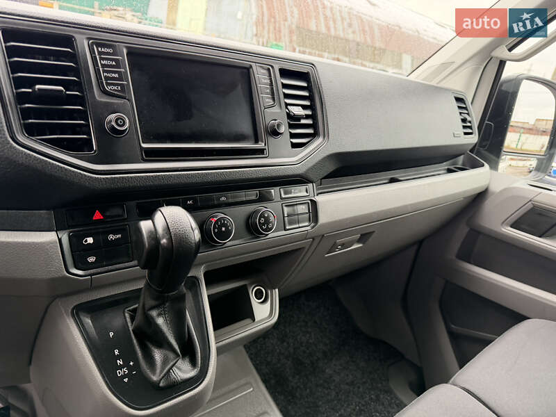 Вантажопасажирський фургон Volkswagen Crafter 2020 в Рівному