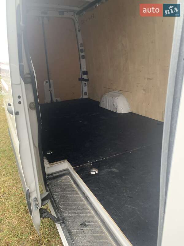 Микроавтобус грузовой (до 3,5т) Volkswagen Crafter 2015 в Ковеле