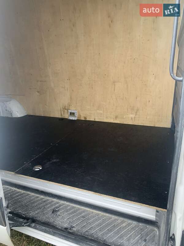 Микроавтобус грузовой (до 3,5т) Volkswagen Crafter 2015 в Ковеле