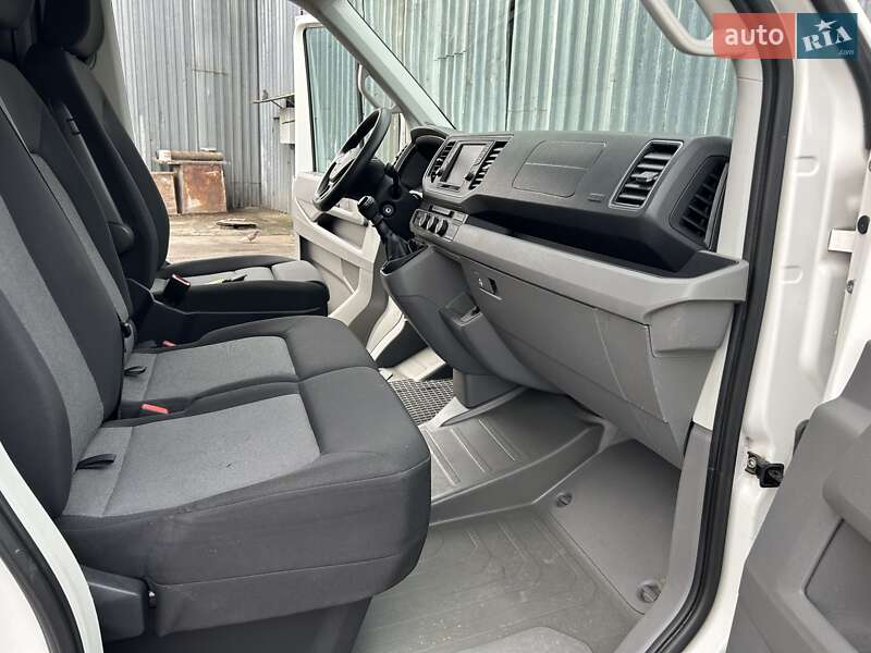 Вантажний фургон Volkswagen Crafter 2018 в Рівному