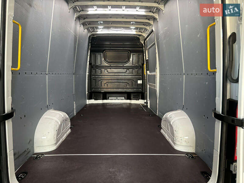 Вантажний фургон Volkswagen Crafter 2021 в Івано-Франківську