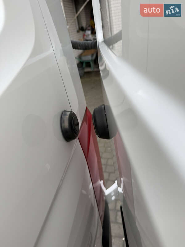 Грузовой фургон Volkswagen Crafter 2021 в Киеве фото 59 Грузовой фургон Volkswagen Crafter 2021 в Киеве