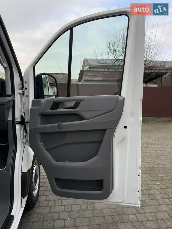 Грузовой фургон Volkswagen Crafter 2021 в Киеве фото 60 Грузовой фургон Volkswagen Crafter 2021 в Киеве