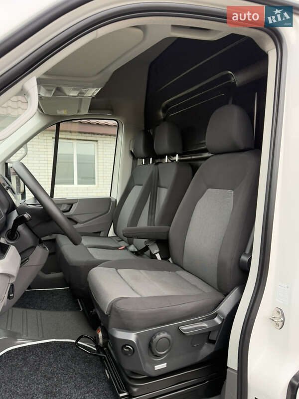 Грузовой фургон Volkswagen Crafter 2021 в Киеве фото 104 Грузовой фургон Volkswagen Crafter 2021 в Киеве