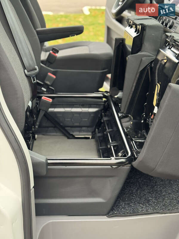 Вантажний фургон Volkswagen Crafter 2021 в Рівному фото 25 Вантажний фургон Volkswagen Crafter 2021 в Рівному