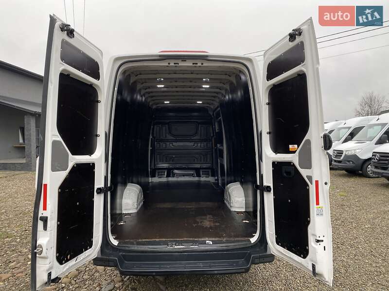 Вантажний фургон Volkswagen Crafter 2022 в Хусті