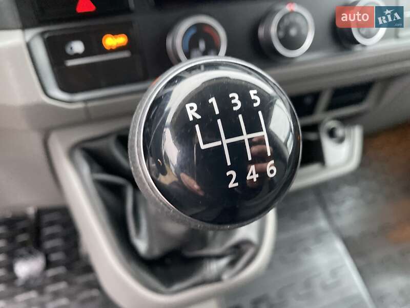 Вантажний фургон Volkswagen Crafter 2022 в Хусті