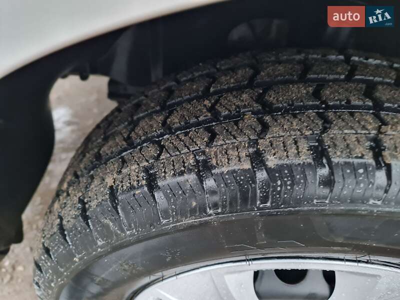 Вантажний фургон Volkswagen Crafter 2016 в Рівному