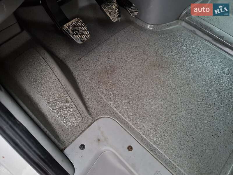 Вантажний фургон Volkswagen Crafter 2016 в Рівному