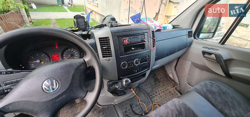 Грузовой фургон Volkswagen Crafter 2012 в Луцке