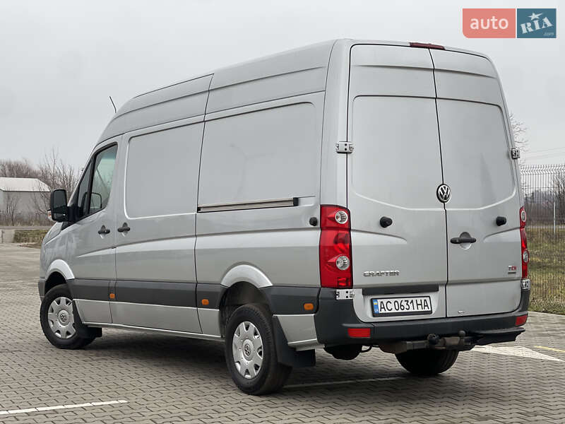 Вантажний фургон Volkswagen Crafter 2016 в Нововолинську