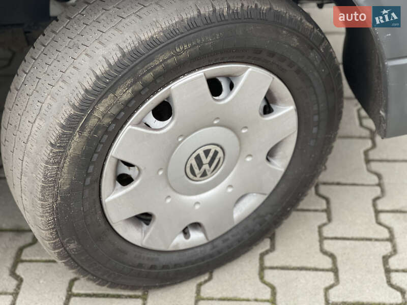 Вантажний фургон Volkswagen Crafter 2016 в Нововолинську