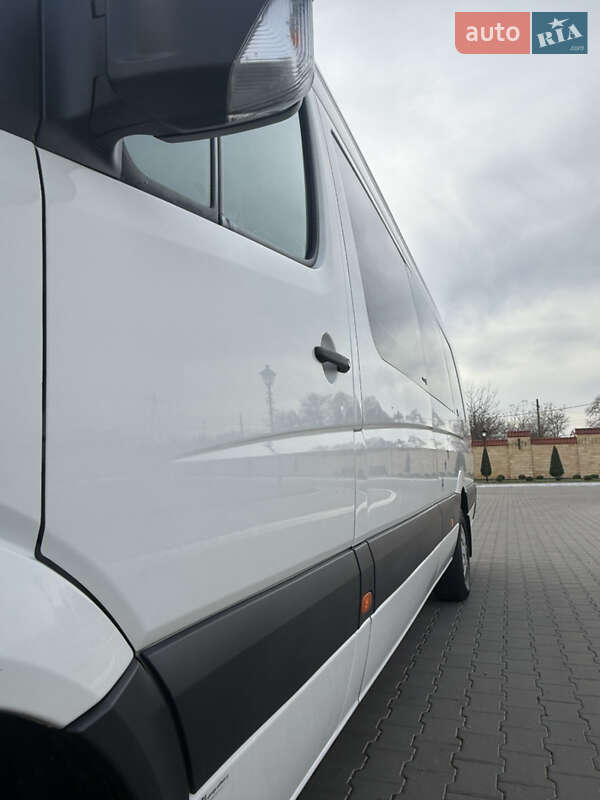 Мікроавтобус Volkswagen Crafter 2015 в Ізмаїлі