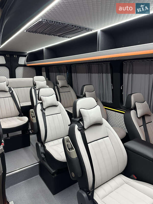 Мікроавтобус Volkswagen Crafter 2015 в Ізмаїлі