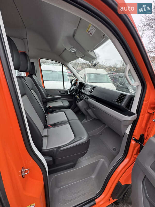 Вантажопасажирський фургон Volkswagen Crafter 2018 в Києві