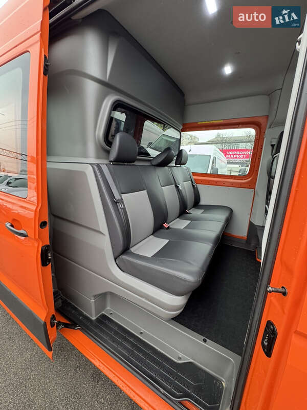 Вантажопасажирський фургон Volkswagen Crafter 2018 в Києві