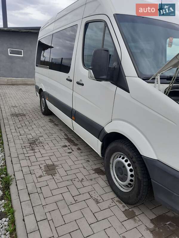 Мікроавтобус Volkswagen Crafter 2011 в Тячеві
