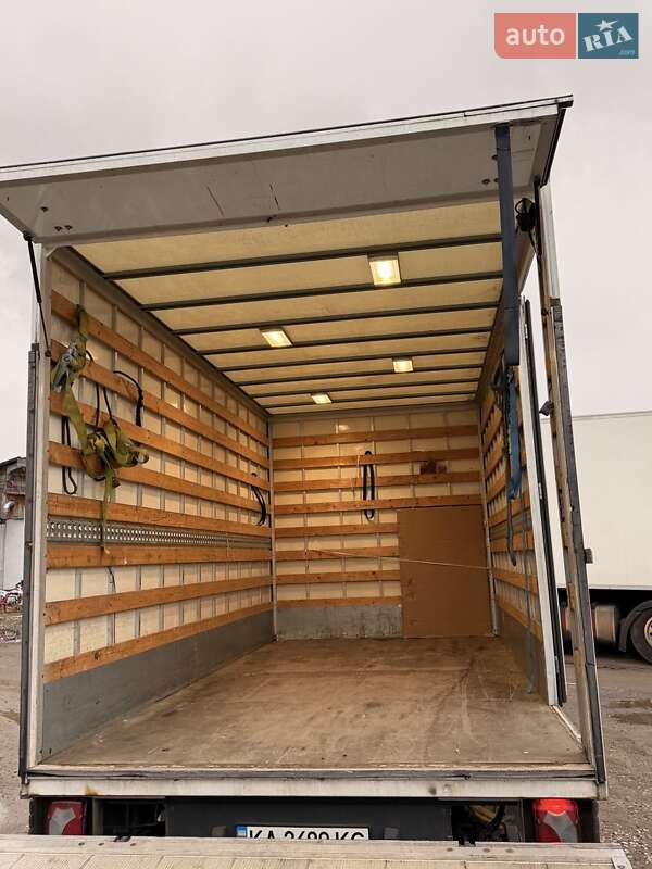 Вантажний фургон Volkswagen Crafter 2016 в Києві