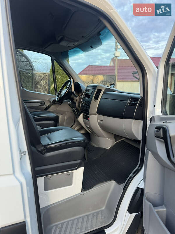 Вантажний фургон Volkswagen Crafter 2012 в Іршаві фото 28 Вантажний фургон Volkswagen Crafter 2012 в Іршаві