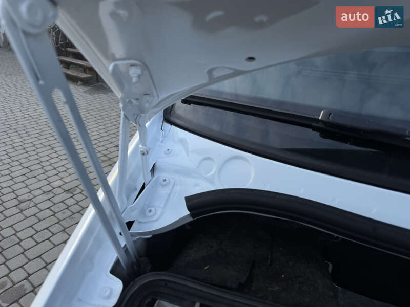 Вантажний фургон Volkswagen Crafter 2012 в Іршаві фото 46 Вантажний фургон Volkswagen Crafter 2012 в Іршаві