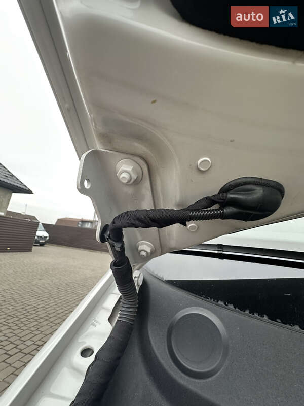 Грузопассажирский фургон Volkswagen Crafter 2020 в Дубно фото 81 Грузопассажирский фургон Volkswagen Crafter 2020 в Дубно