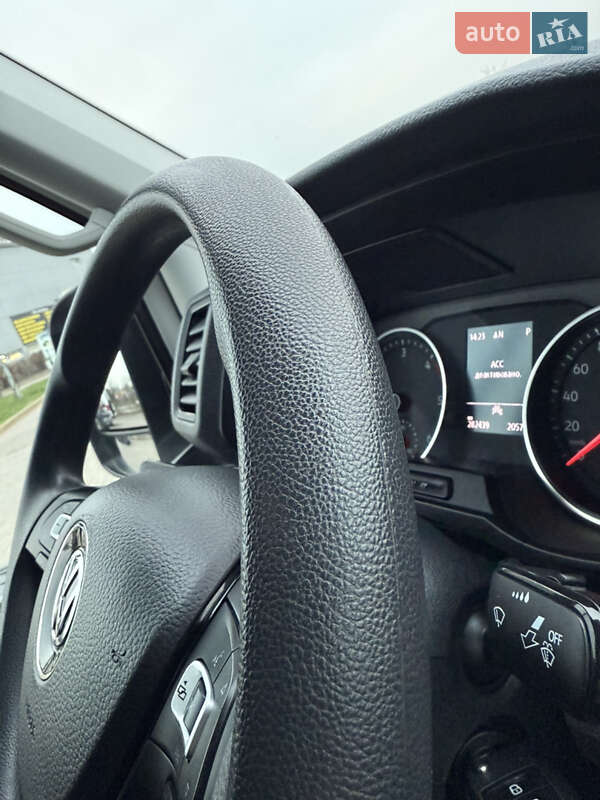 Грузовой фургон Volkswagen Crafter 2021 в Киеве фото 64 Грузовой фургон Volkswagen Crafter 2021 в Киеве