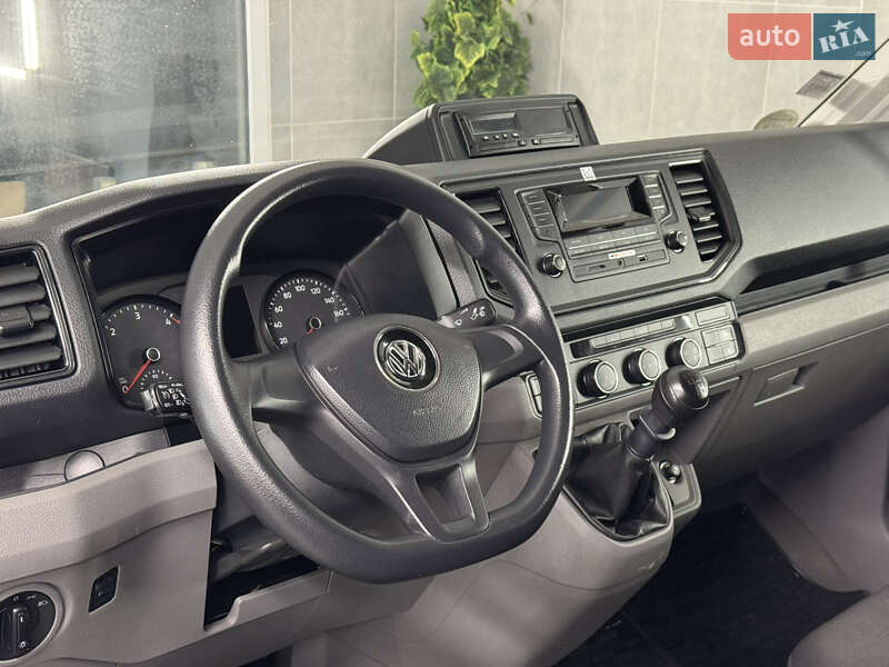 Вантажний фургон Volkswagen Crafter 2018 в Вінниці
