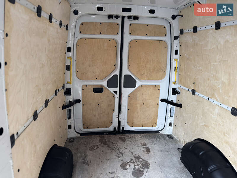 Вантажний фургон Volkswagen Crafter 2018 в Вінниці