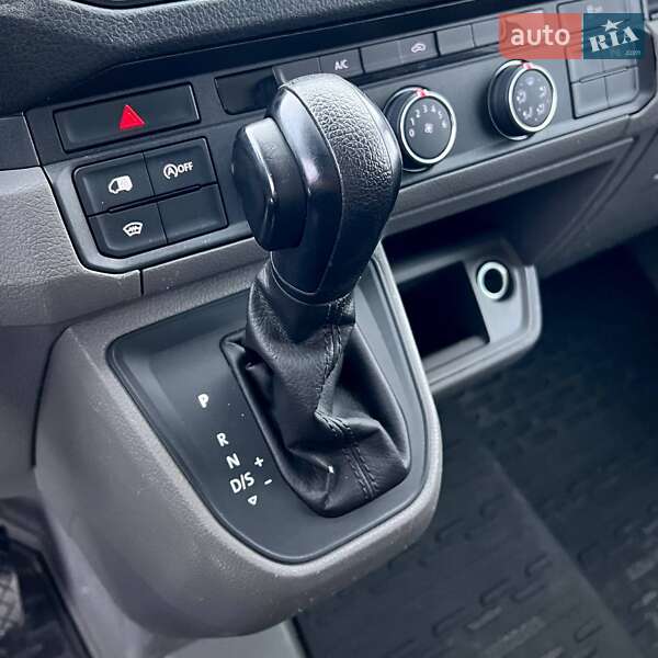 Вантажний фургон Volkswagen Crafter 2018 в Києві