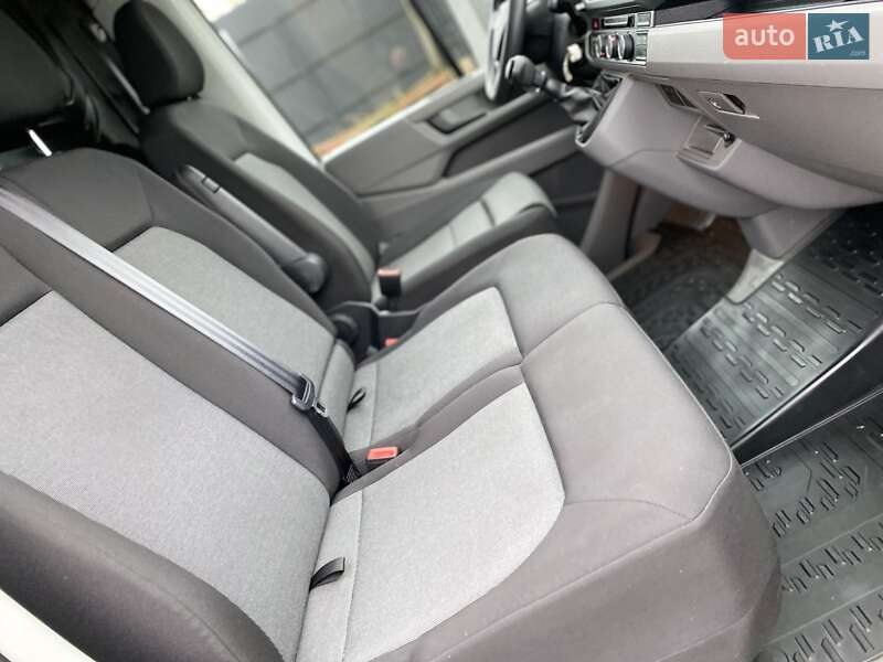 Вантажний фургон Volkswagen Crafter 2022 в Мукачевому