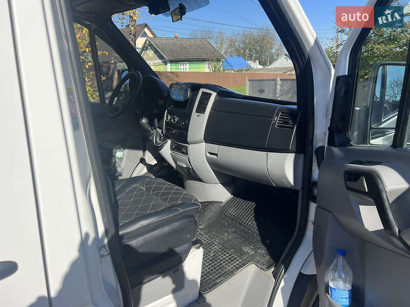 Вантажний фургон Volkswagen Crafter 2013 в Чернівцях фото 12 Вантажний фургон Volkswagen Crafter 2013 в Чернівцях