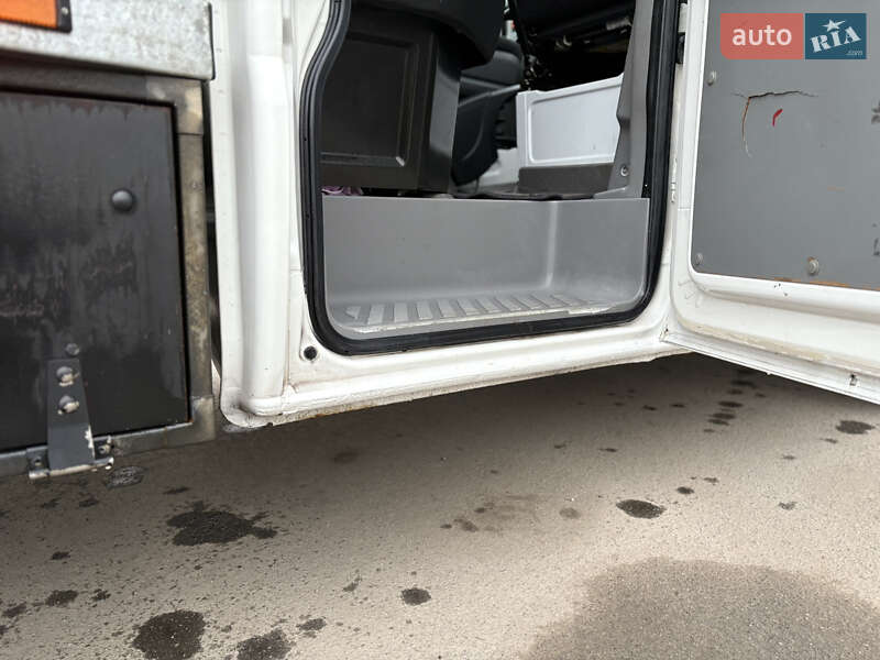 Автовоз Volkswagen Crafter 2011 в Старокостянтинові