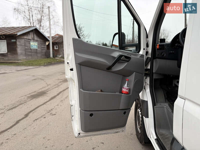 Автовоз Volkswagen Crafter 2011 в Старокостянтинові
