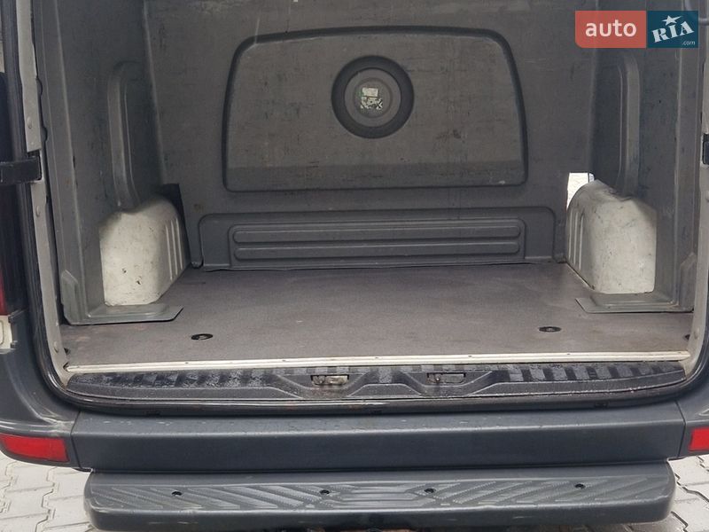 Volkswagen Crafter 2012