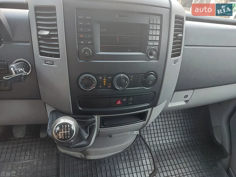Volkswagen Crafter 2015 VIN WV1ZZZ2EZG6026325 фото оголошення 11 з 54